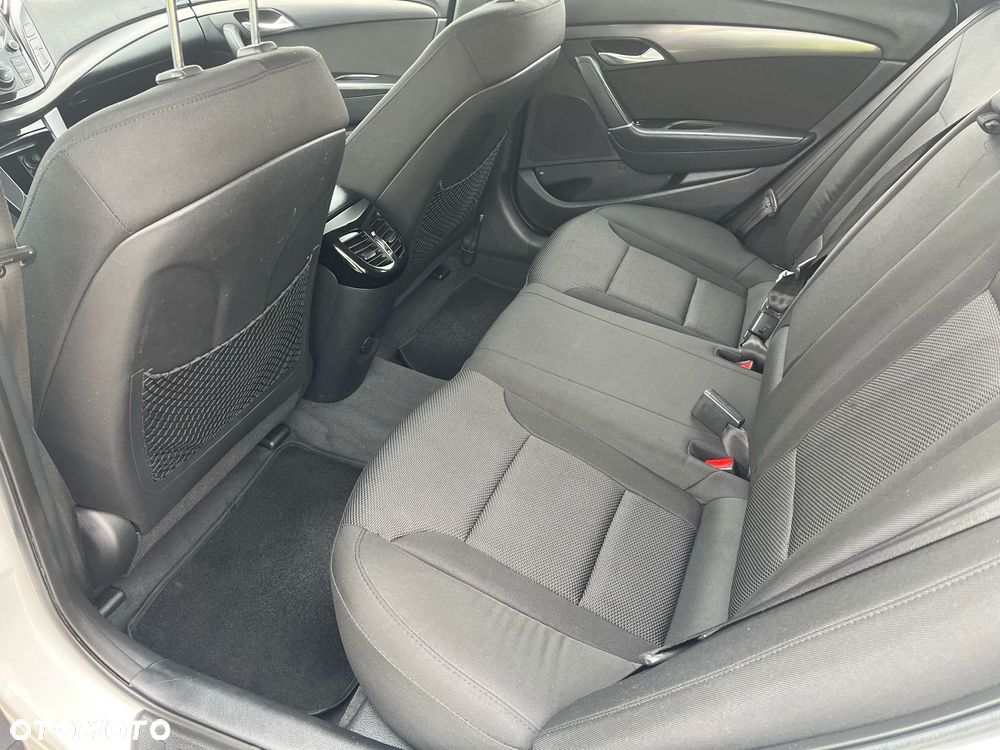 Hyundai i40 1.7 CRDi Comfort - 3