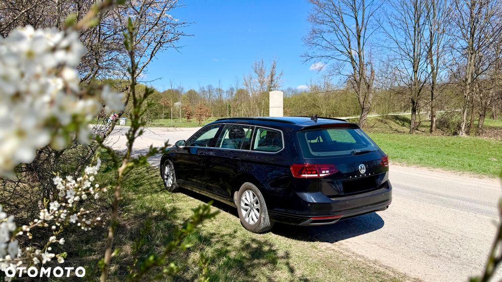 Volkswagen Passat - 5