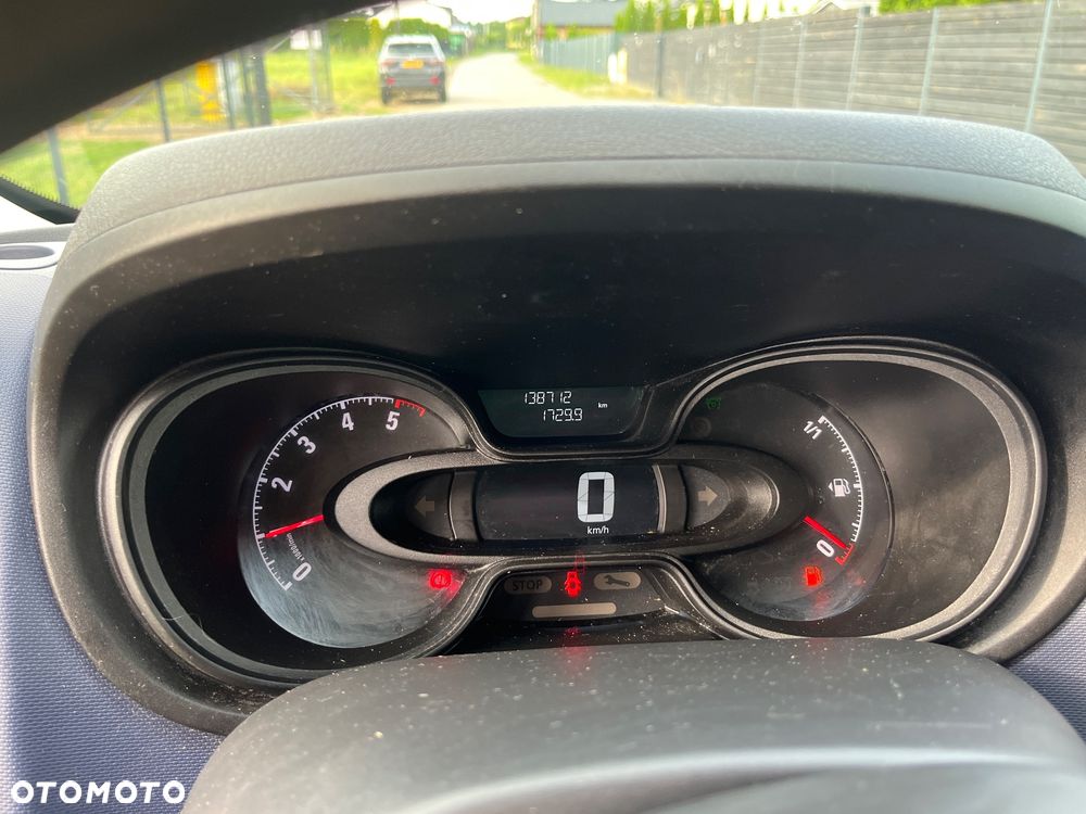 Opel Vivaro - 34
