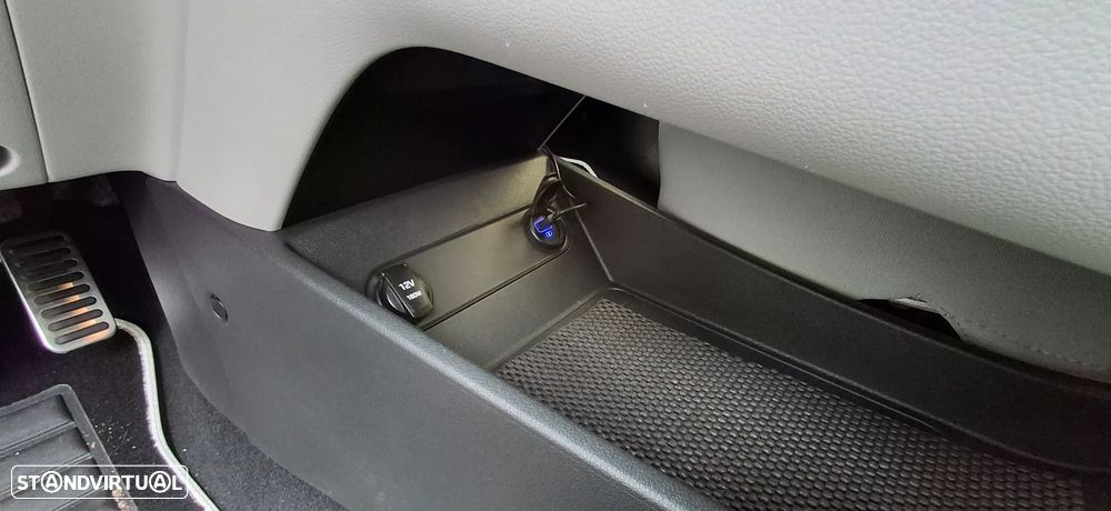 Hyundai Kauai 64 kWh Premium+P.Premium - 32