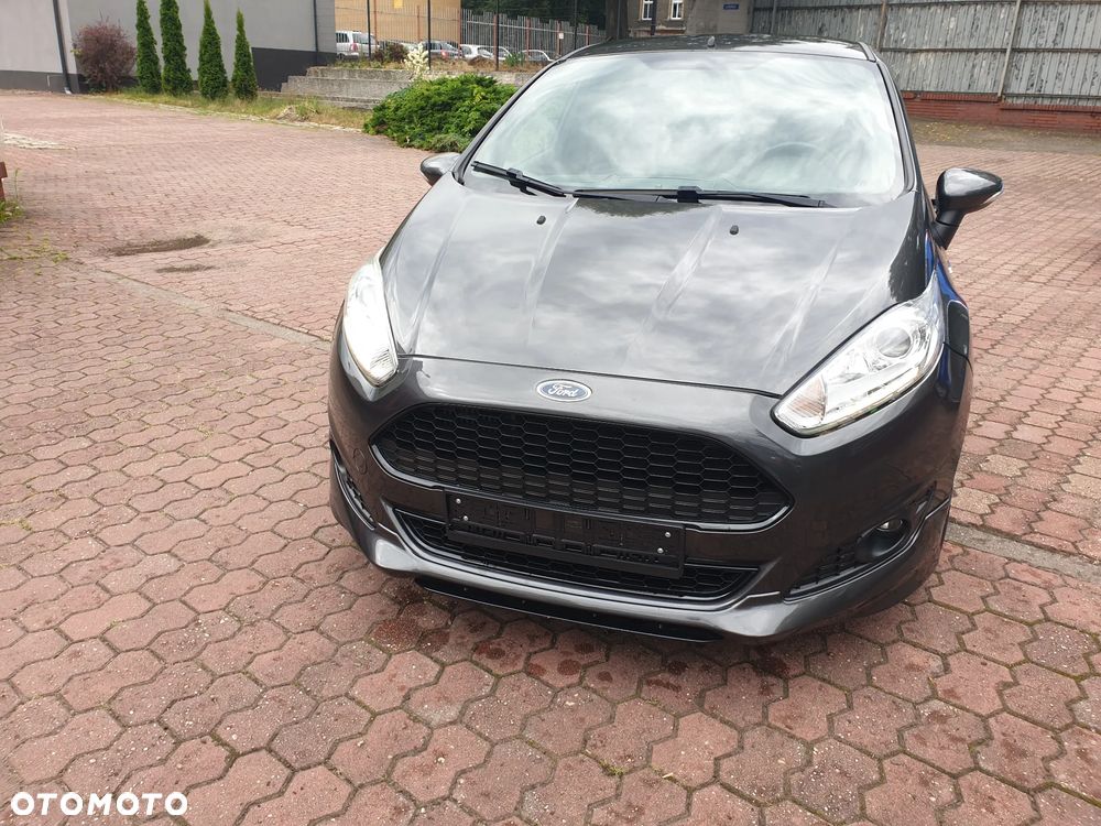 Ford Fiesta 1.0 Celebration - 12