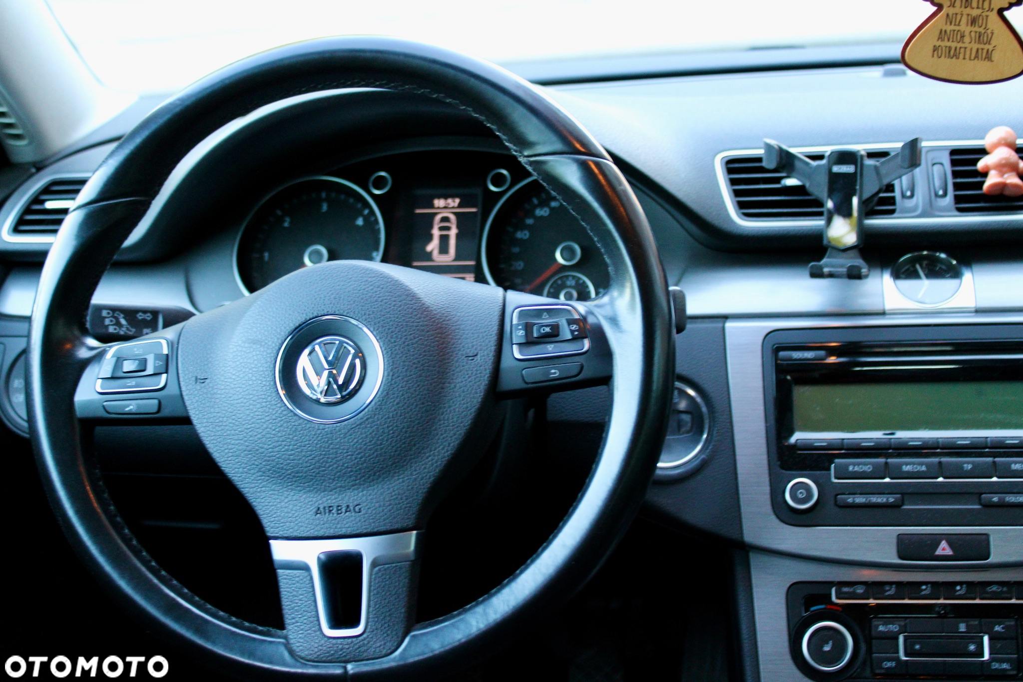 Volkswagen Passat 2.0 TDI Comfortline - 15