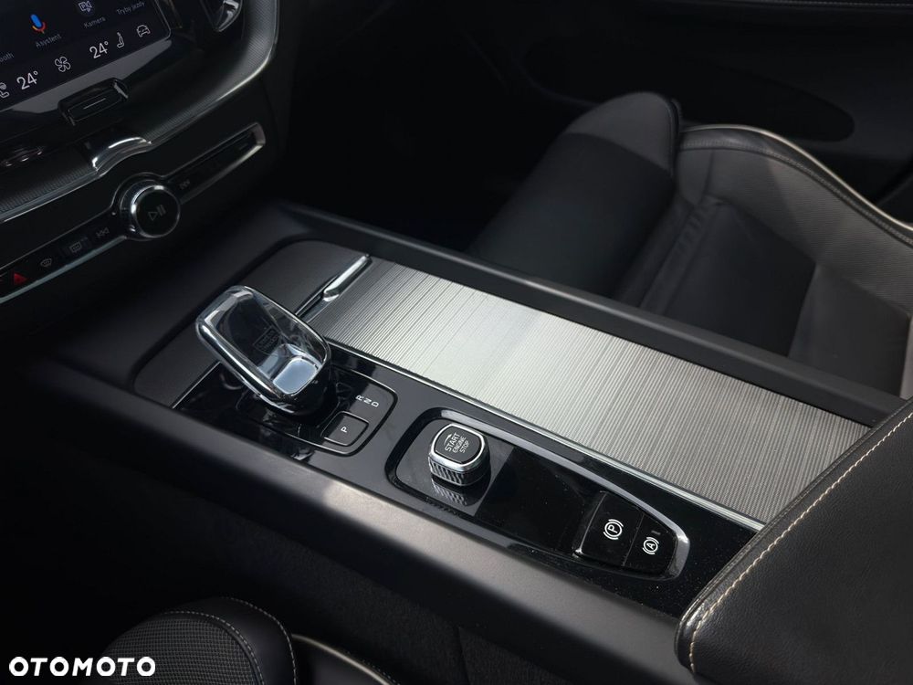 Volvo XC 60 - 13