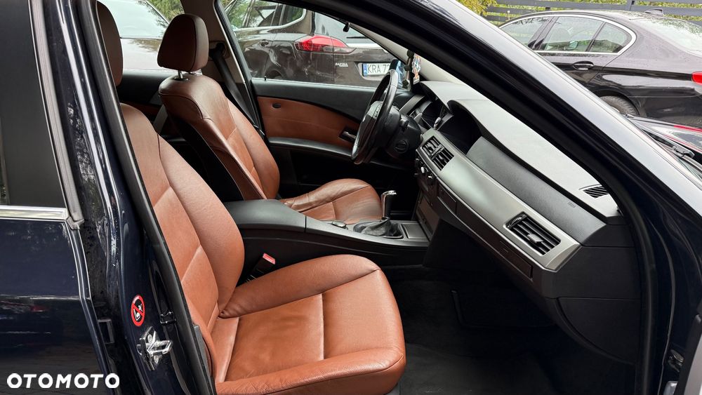 BMW Seria 5 - 30