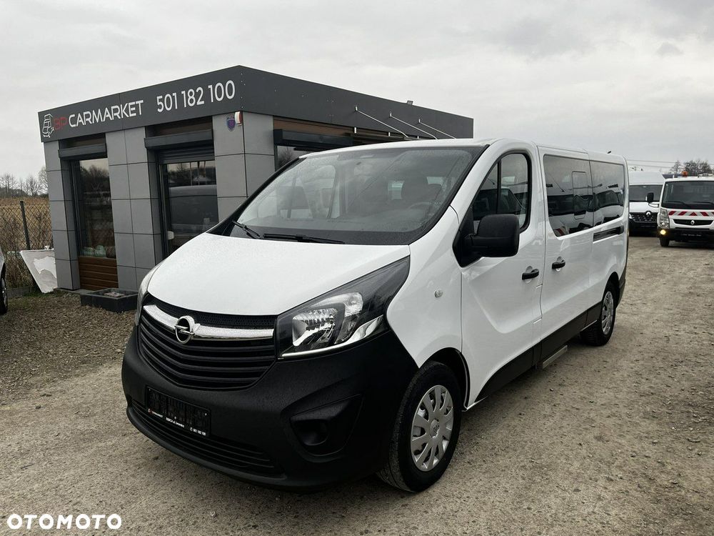 Opel Vivaro - 1