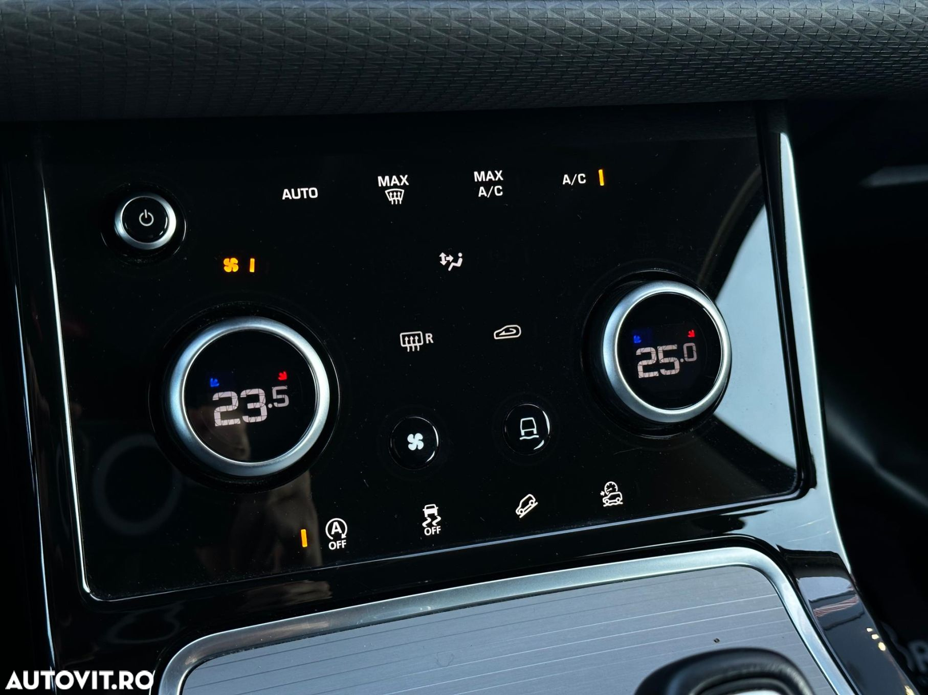 Land Rover Range Rover Evoque - 14