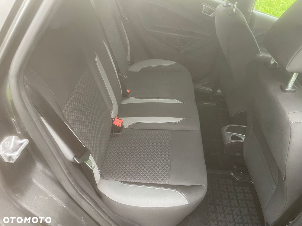 Ford Fiesta 1.0 EcoBoost Titanium - 6