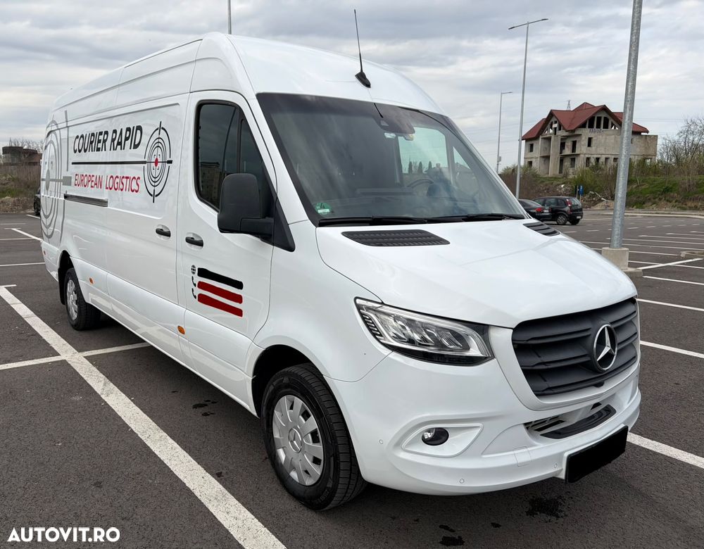 Mercedes-Benz Sprinter 319 - 2