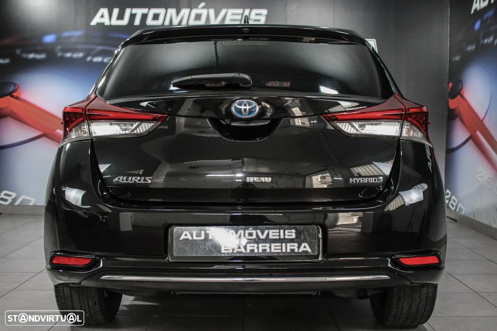 Toyota Auris 1.8 HSD Comfort +P.Techno+P.Sport - 19