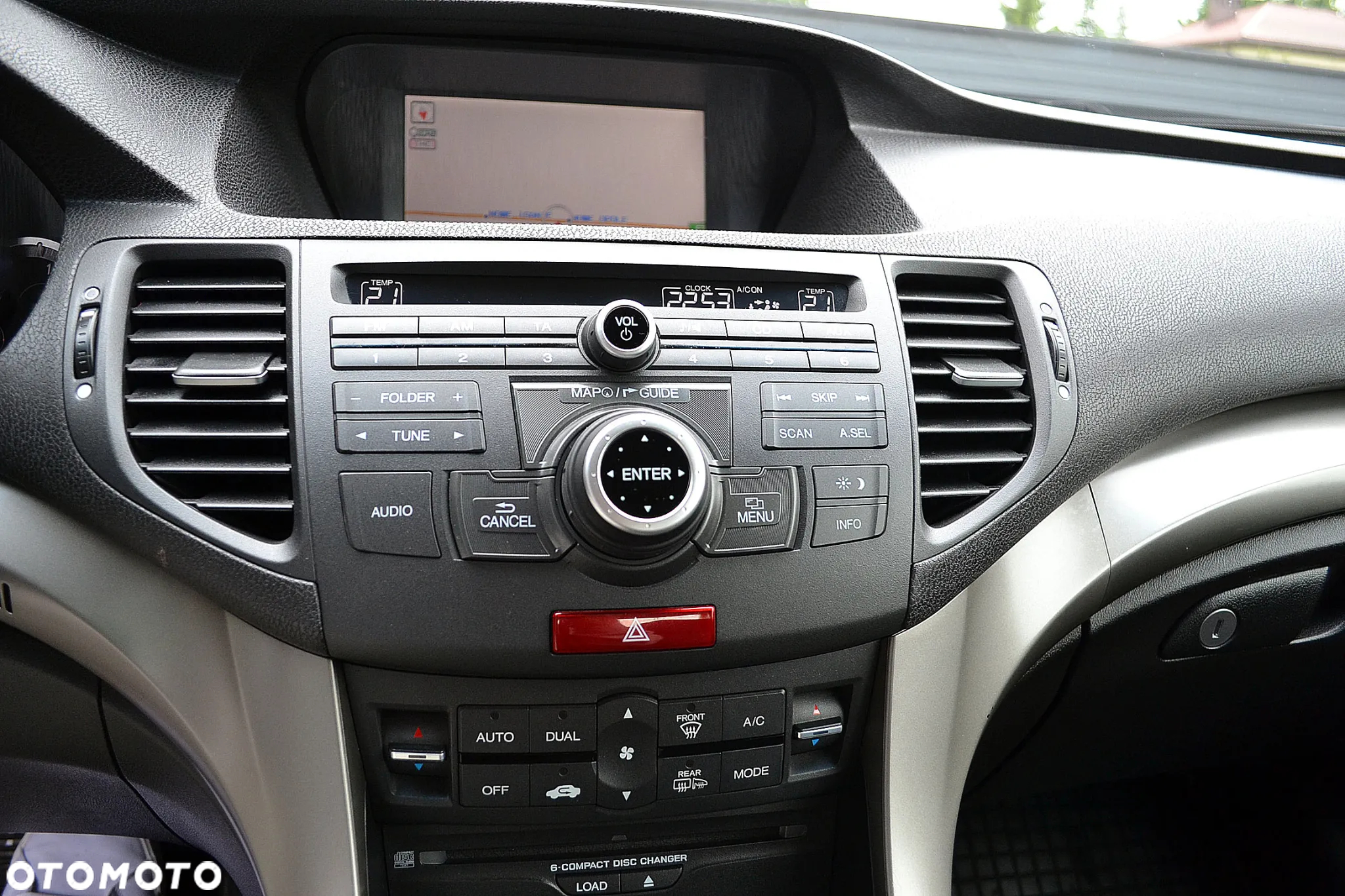 Honda Accord 2.0 Elegance - 15