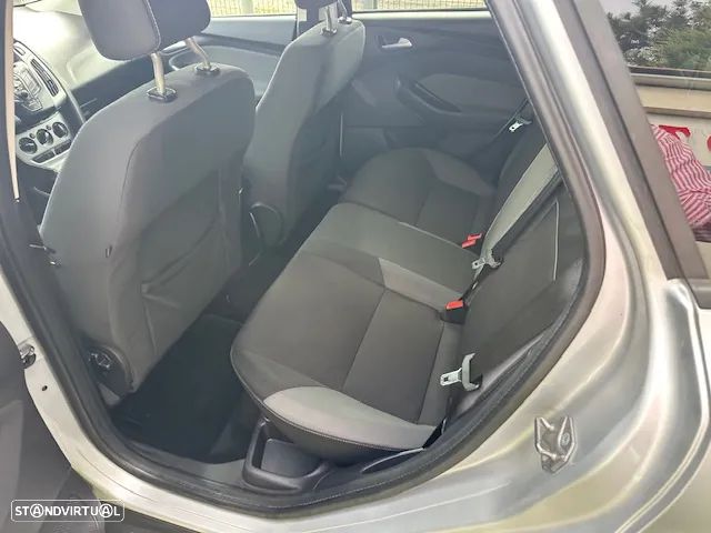 Ford Focus SW 1.6 TDCi Trend - 12