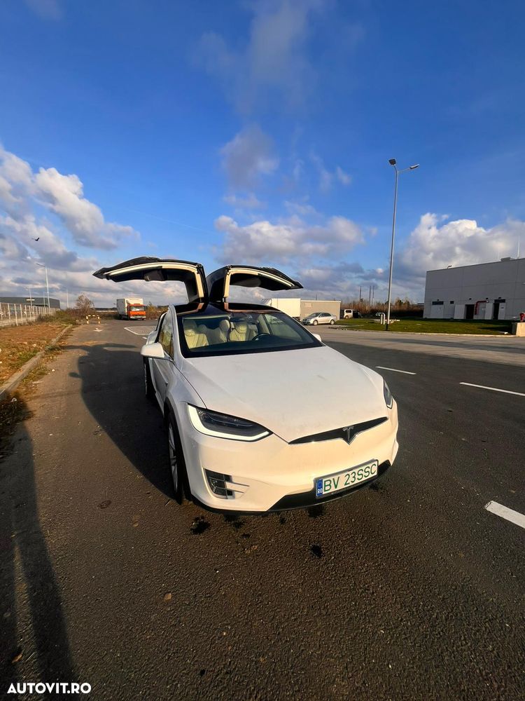 Tesla Model X 100D Allradantrieb - 2