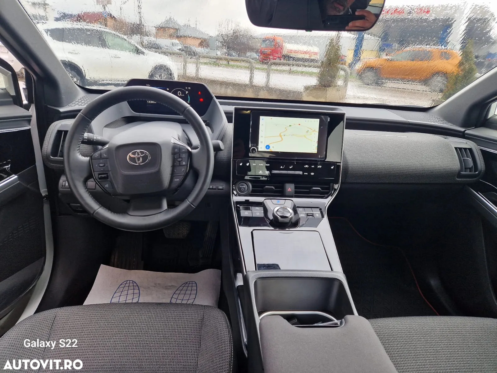 Toyota BZ4X 160 KW AWD (4x4) Dynamic - 12
