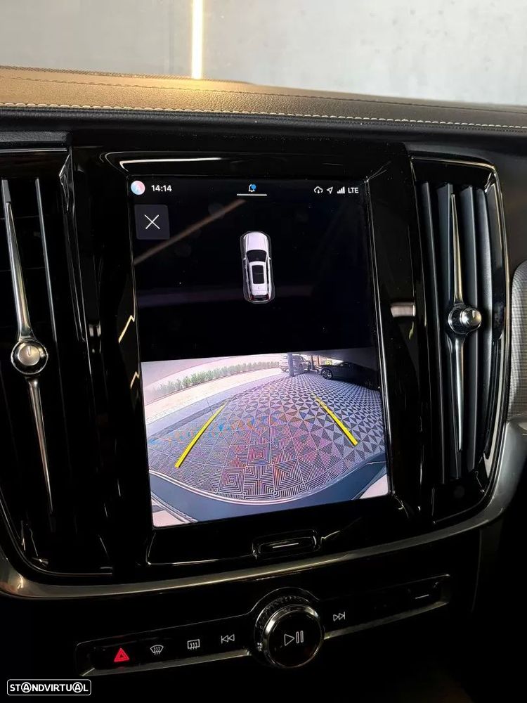 Volvo V90 2.0 T6 PHEV R-Design AWD - 23