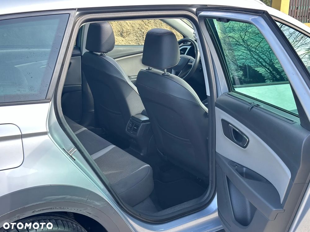 Seat Leon Sportstourer 2.0 TDI Start&Stop 4Drive DSG X-Perience - 28