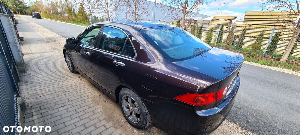 Honda Accord 2.0 Comfort - 2