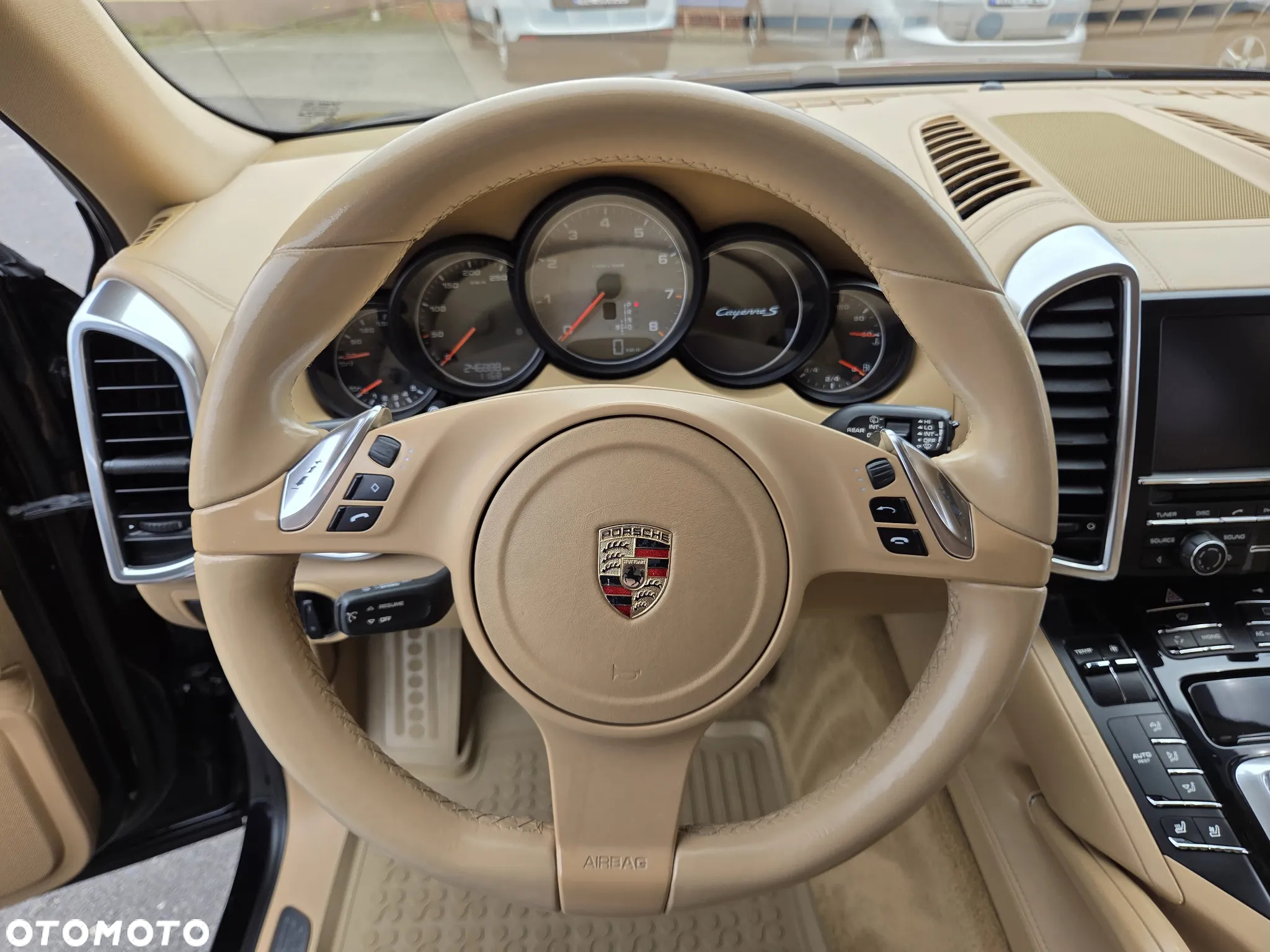 Porsche Cayenne S - 24
