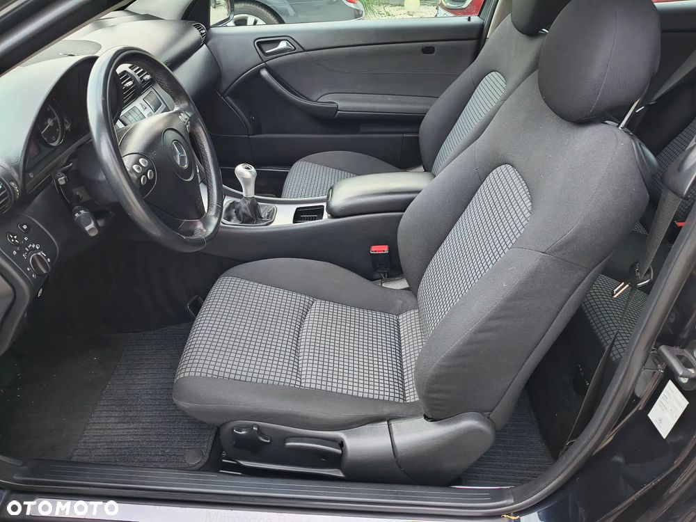 Mercedes-Benz Klasa C 180 Kompressor Sport Edition - 10