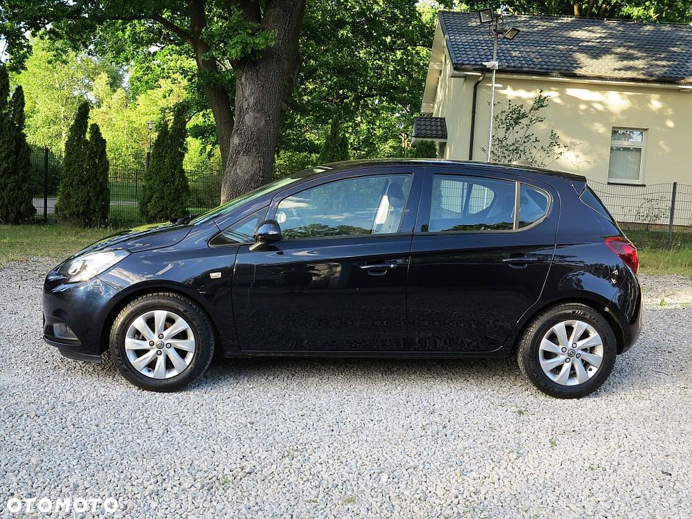 Opel Corsa 1.2 16V Essentia - 4