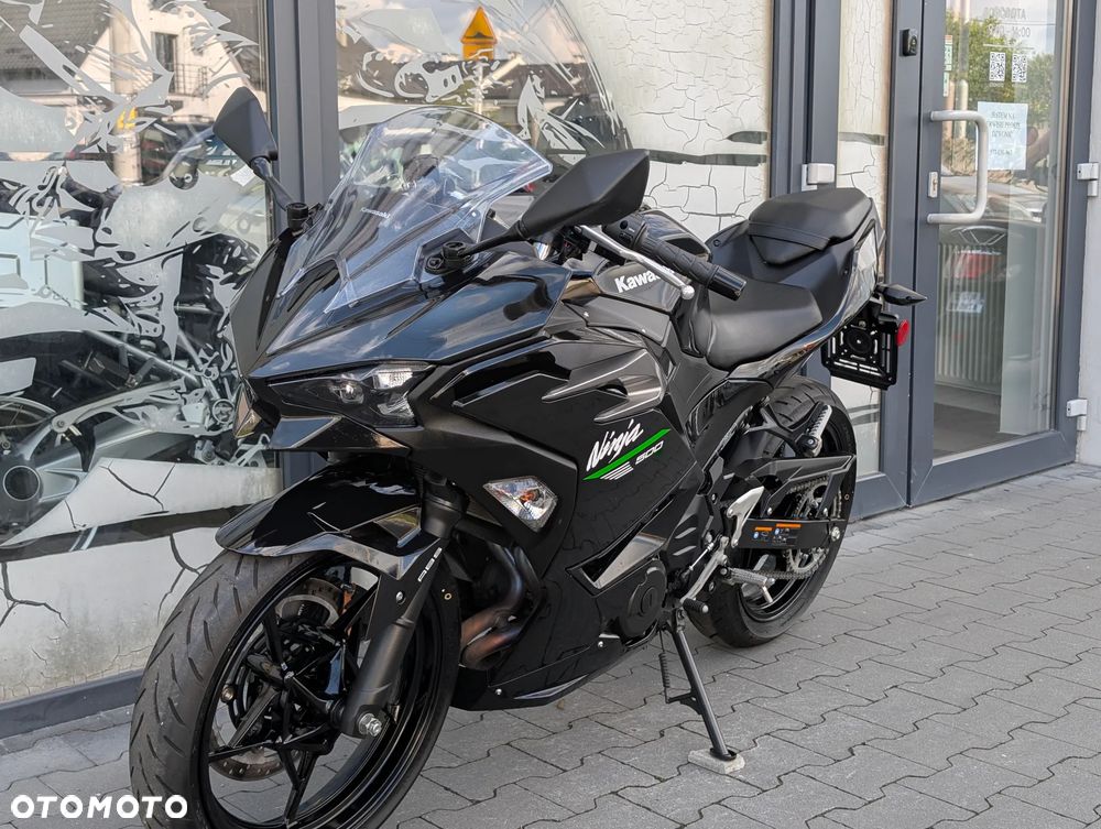 Kawasaki Ninja 500 - 3