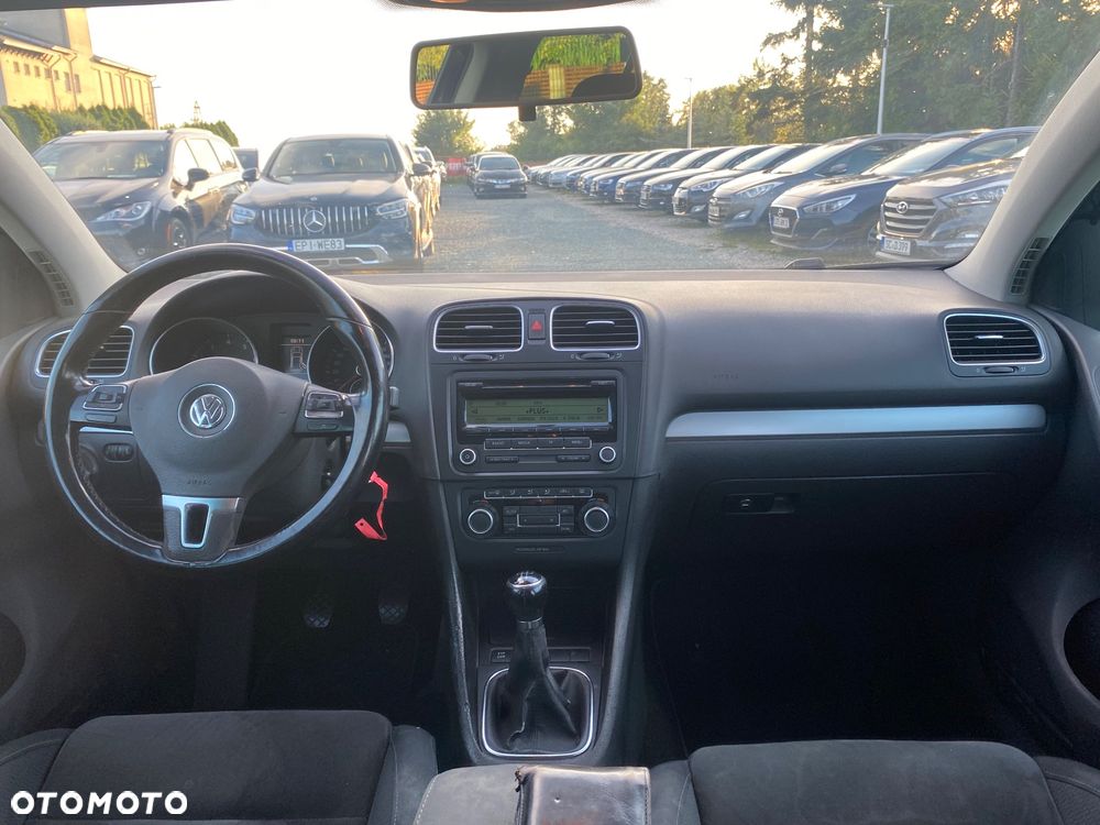 Volkswagen Golf 1.6 Highline - 29