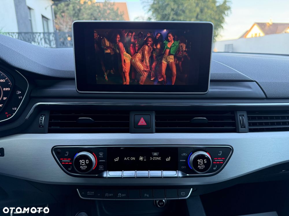 Audi A5 Cabrio 40 TDI S tronic S line - 38