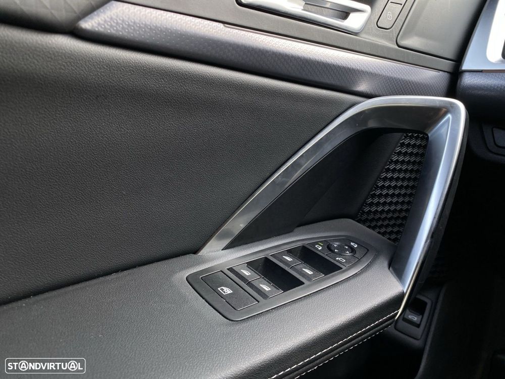 BMW iX2 eDrive20 Pack Desportivo M Pro - 16