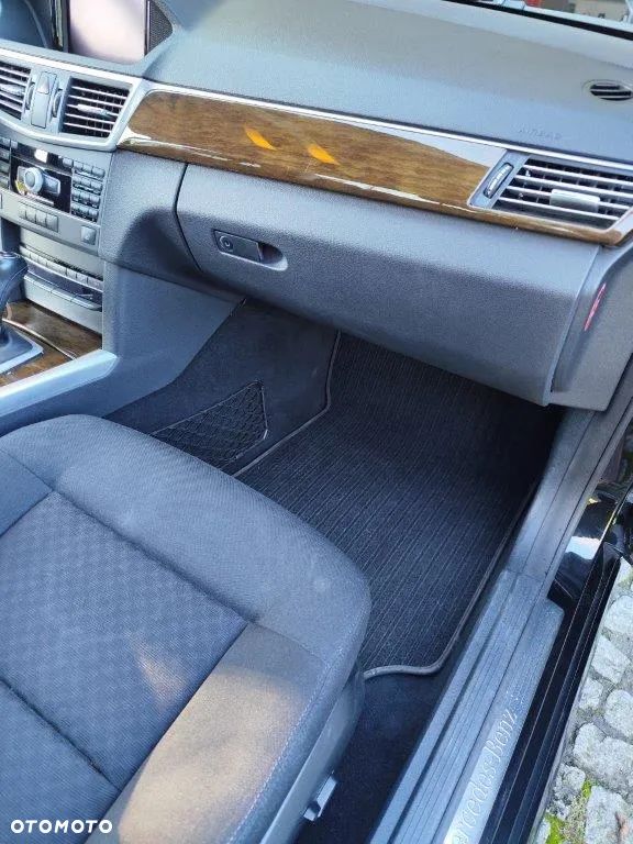 Mercedes-Benz Klasa E - 13