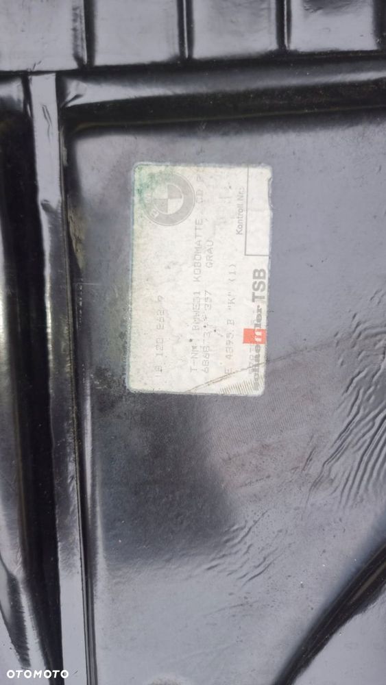 WYKŁADZINA BAGAŻNIKA BMW 8 E31 840 850 - 3