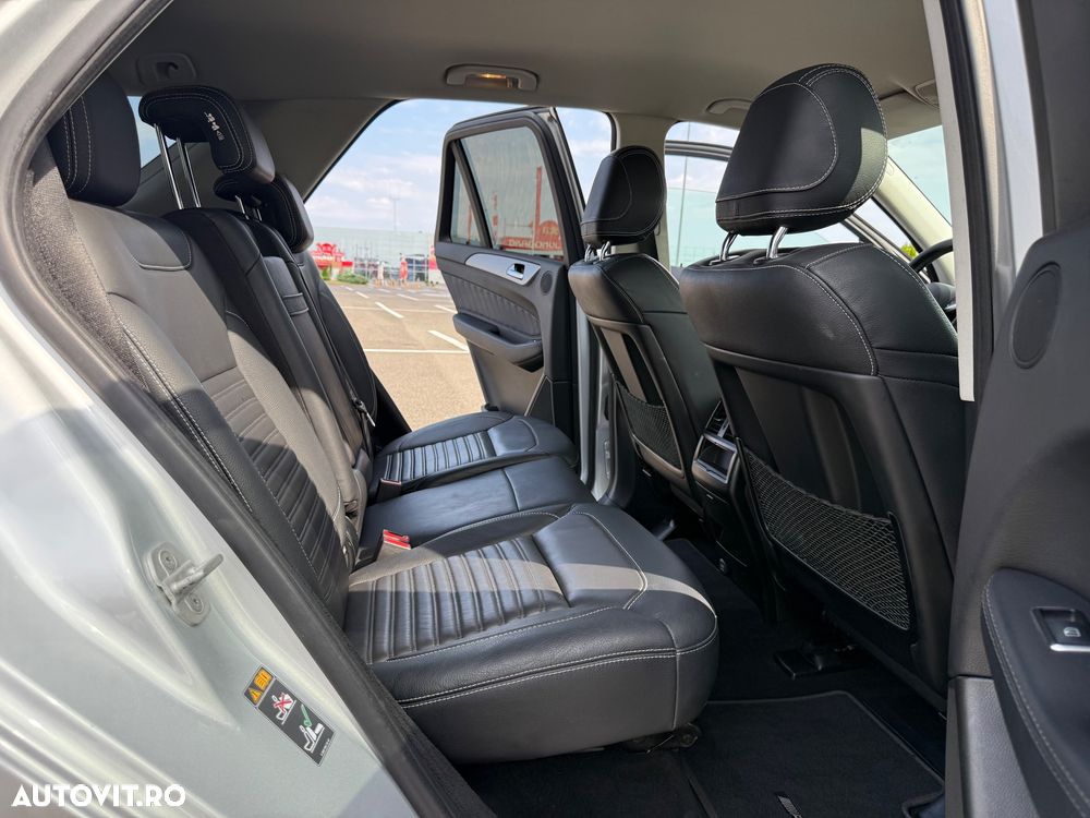 Mercedes-Benz GLE 350 d 4Matic 9G-TRONIC AMG Line - 24