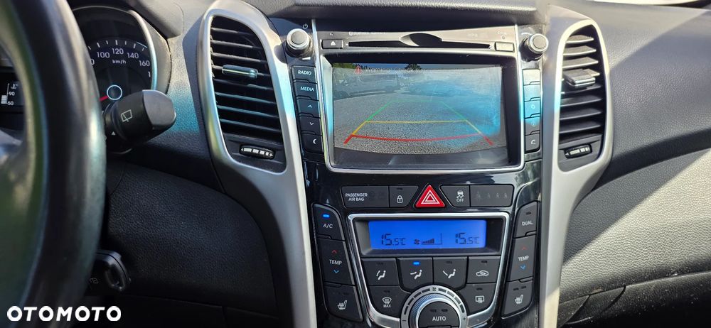 Hyundai i30 1.6 GDI Premium - 22