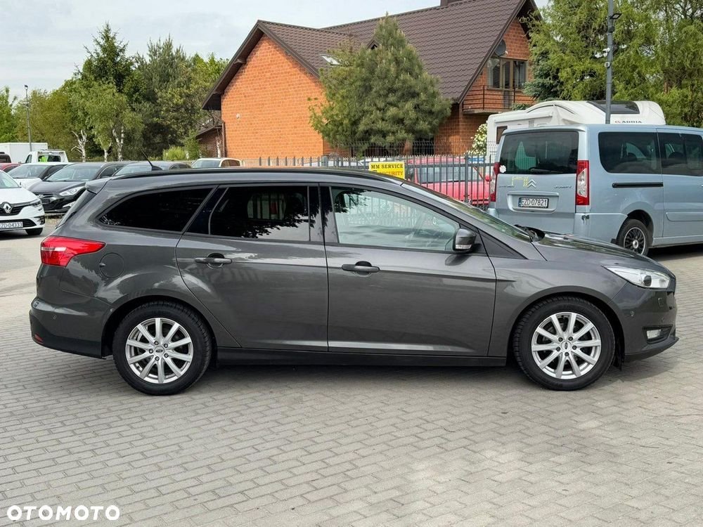 Ford Focus 1.0 EcoBoost Edition - 12
