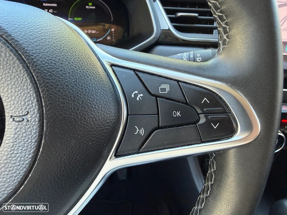 Mitsubishi ASX 1.6 PHEV Intense - 17