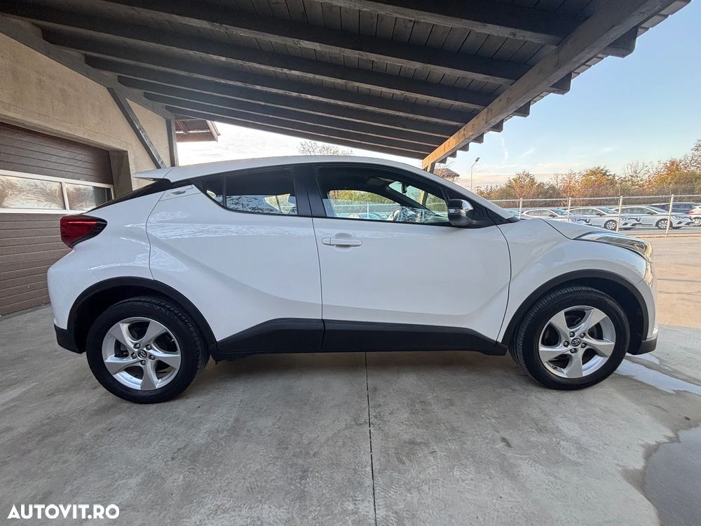 Toyota C-HR 1.2 Turbo - 11