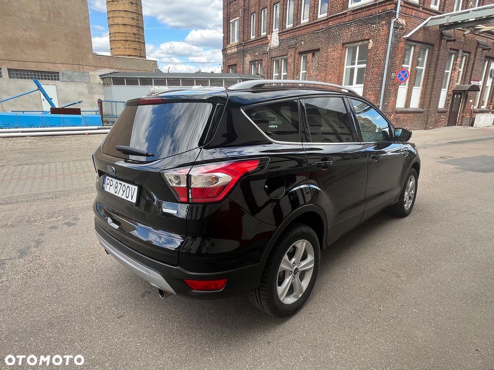 Ford Kuga 1.5 EcoBoost 2x4 Titanium - 9