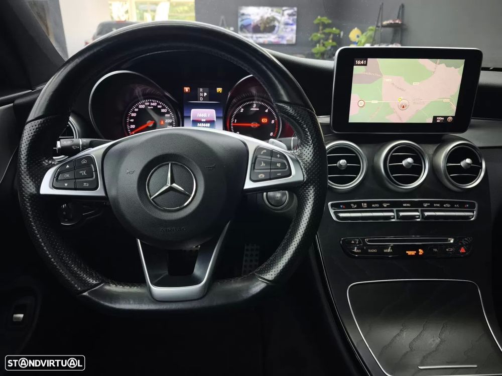 Mercedes-Benz C 220 d Coupe 9G-TRONIC AMG Line - 23