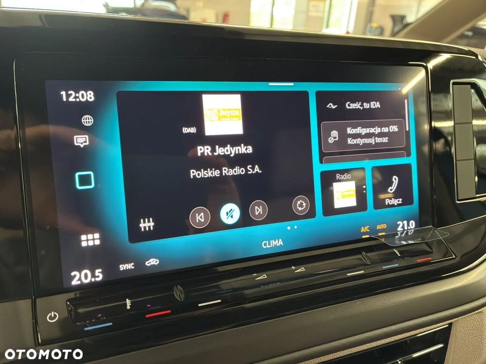 Volkswagen Multivan - 26