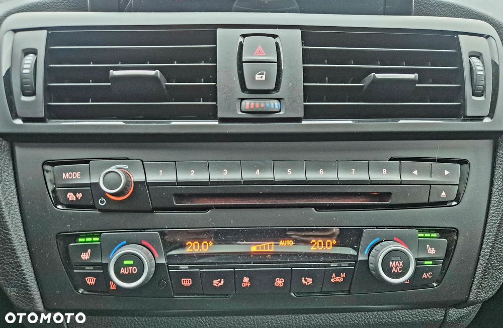 BMW Seria 1 118d - 22