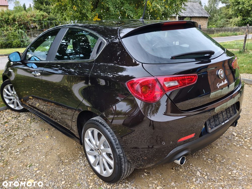 Alfa Romeo Giulietta 2.0 JTDM 16V Turismo - 14