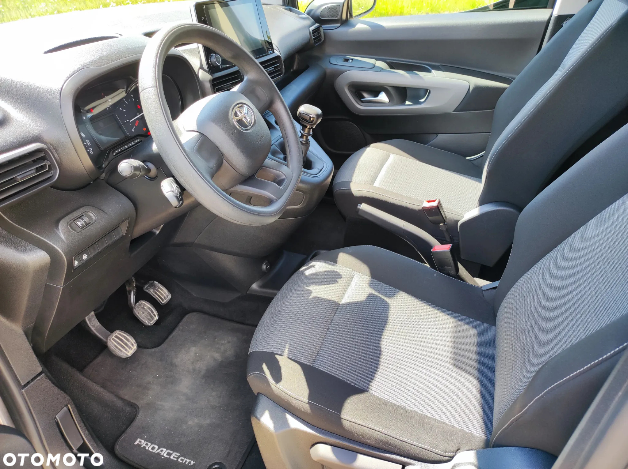 Toyota Proace City Verso 1.5 D-4D Business - 11