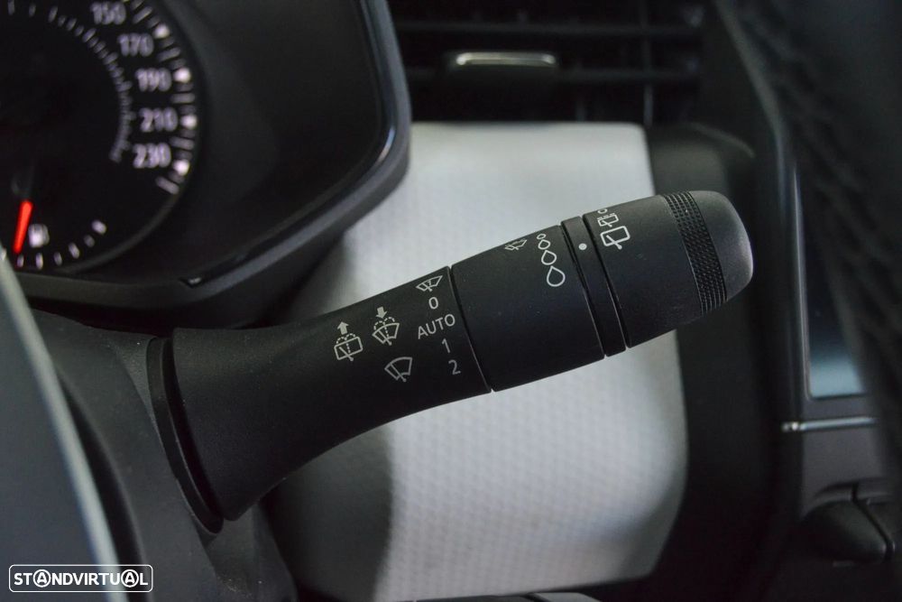 Renault Clio 1.0 TCe Evolution - 34