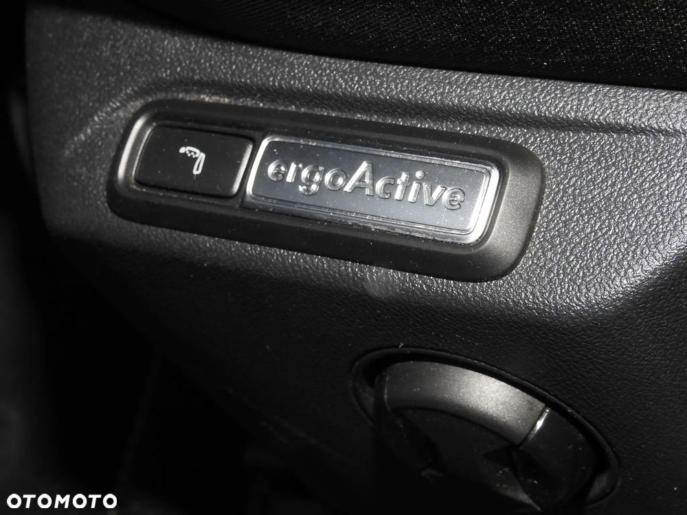 Volkswagen T-Roc 1.5 TSI OPF DSG R-Line - 24