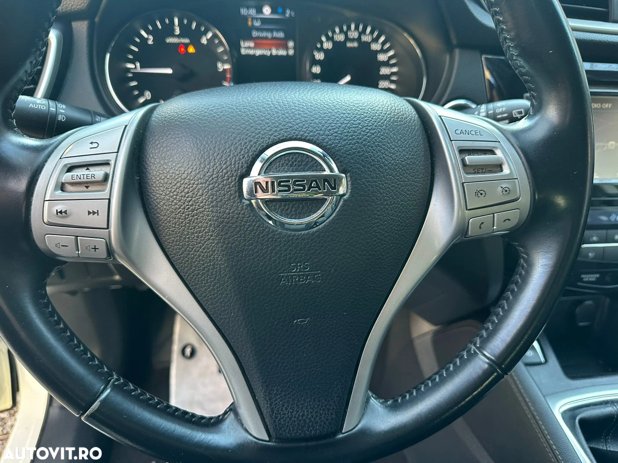 Nissan Qashqai 1.5 DCI Start/Stop N-Connecta - 19