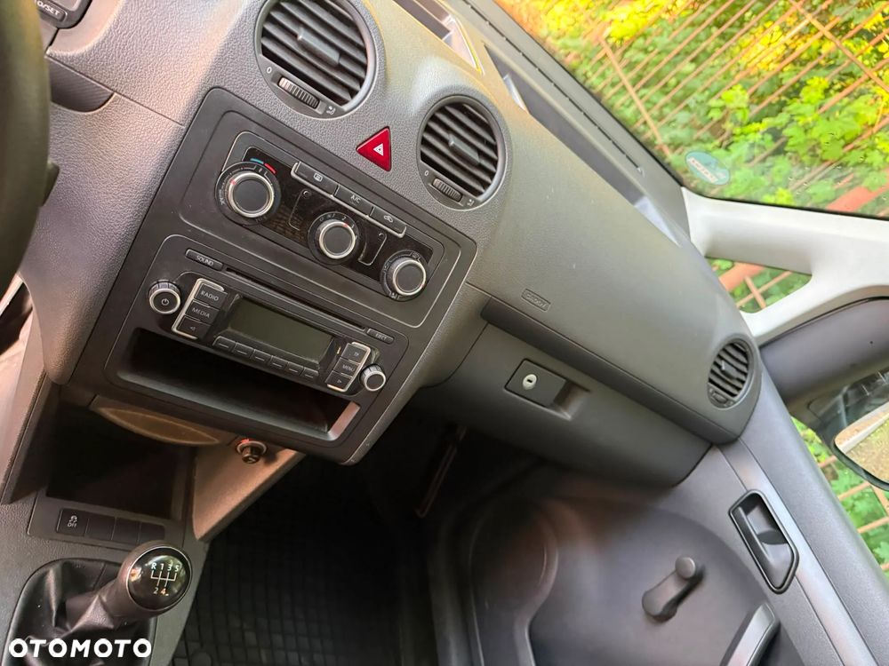 Volkswagen CADDY - 11