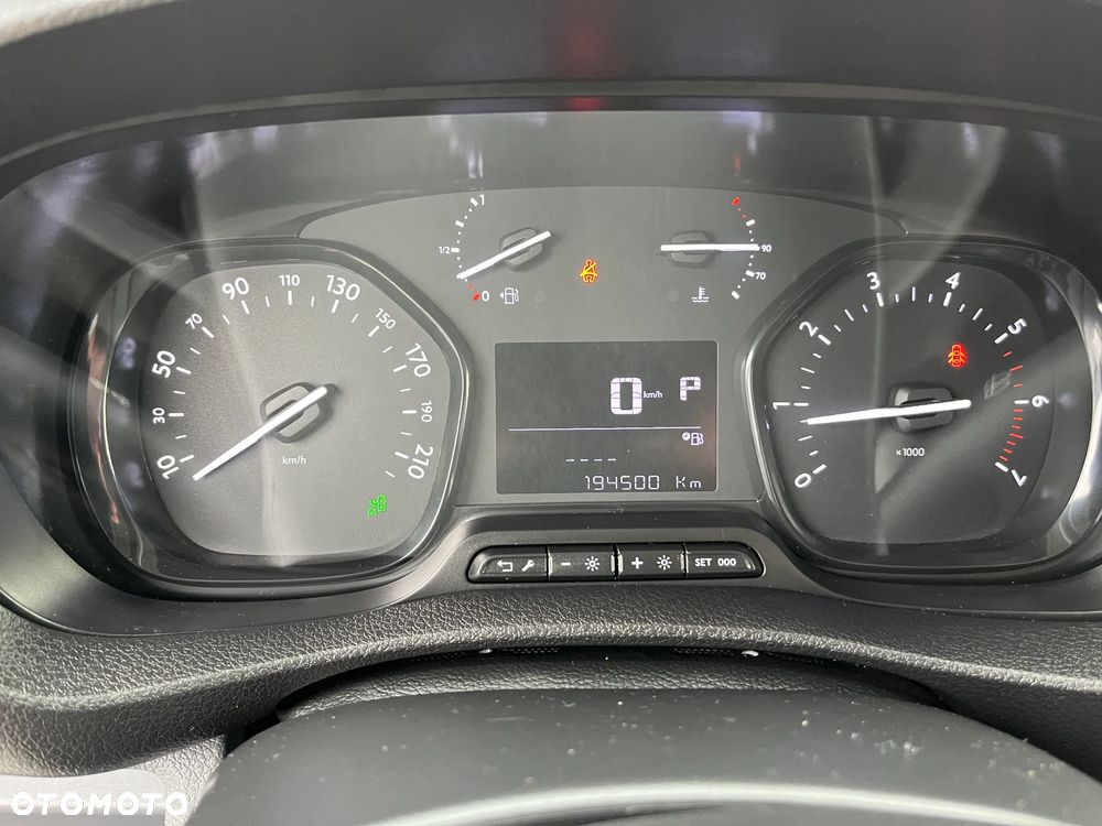 Toyota ProAce 2,0-l-D-4D (5-Si.) Autm Verso Family compact - 18