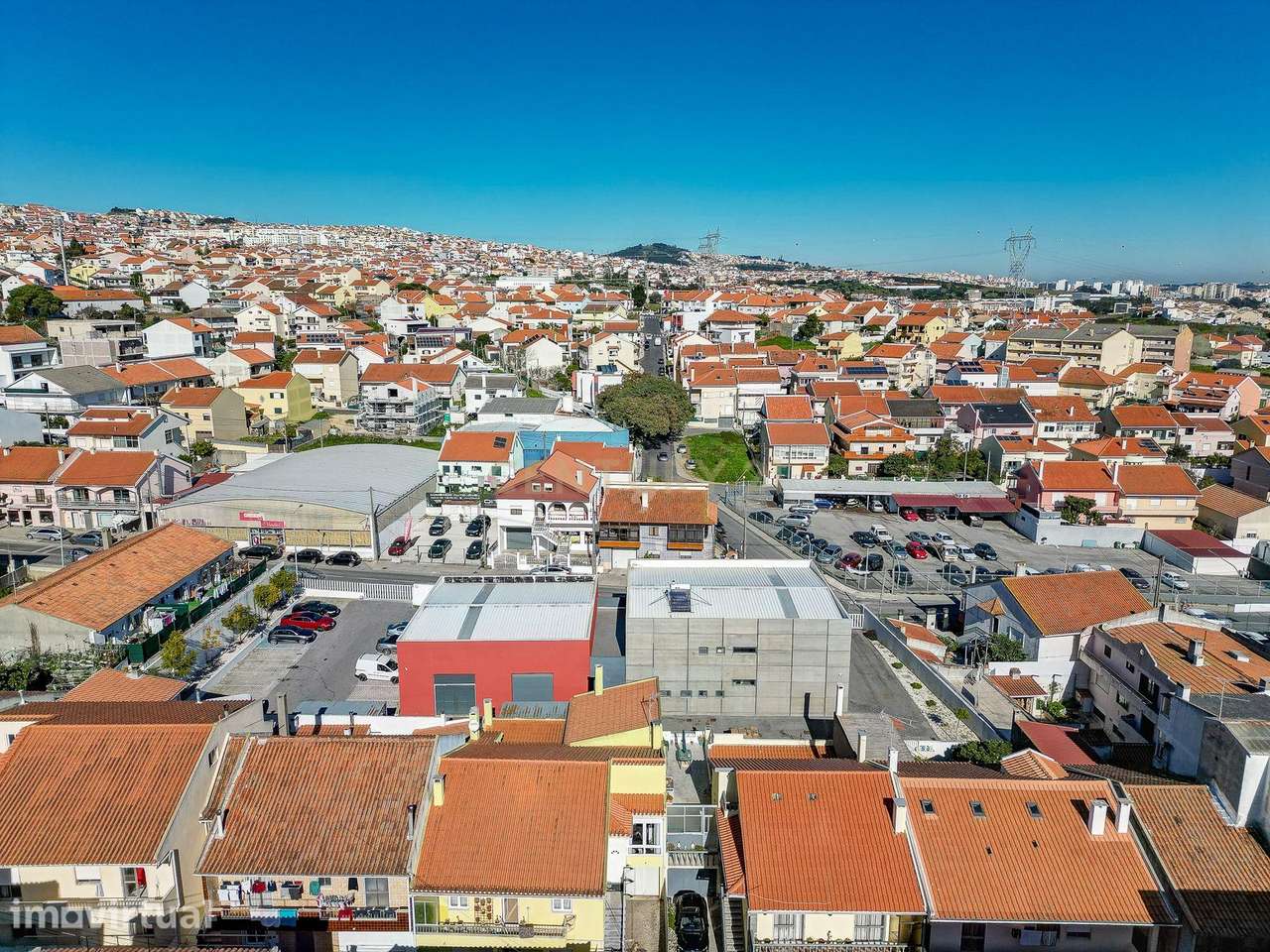 Loja para comércio e serviços com 836m2, lote de terreno com 1.722m2 e - Grande imagem: 3/6