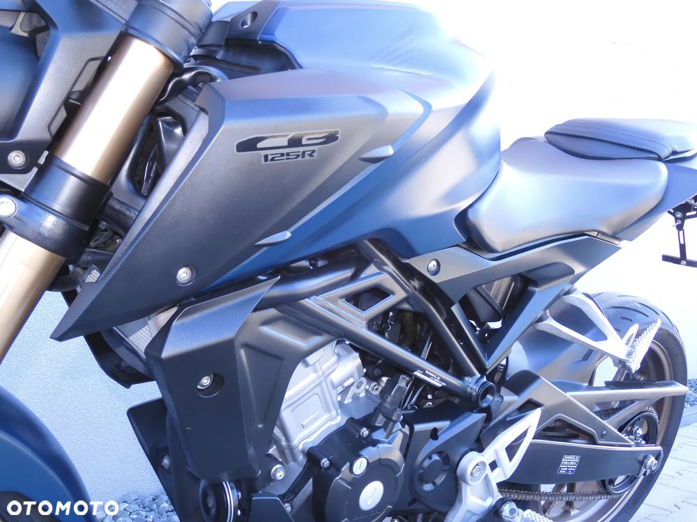 Honda CB - 22
