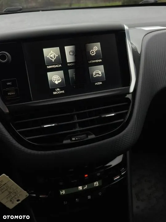 Peugeot 208 Blue-HDi 100 Stop&Start Allure - 11