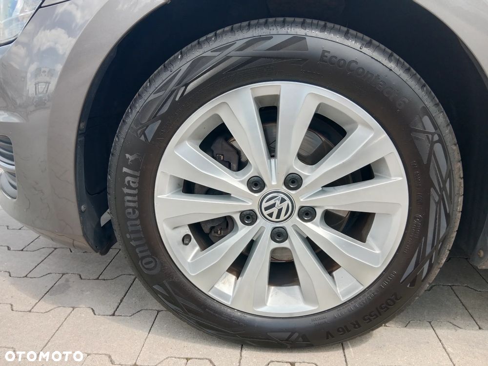Volkswagen Golf 1.4 TSI BMT Comfortline - 23