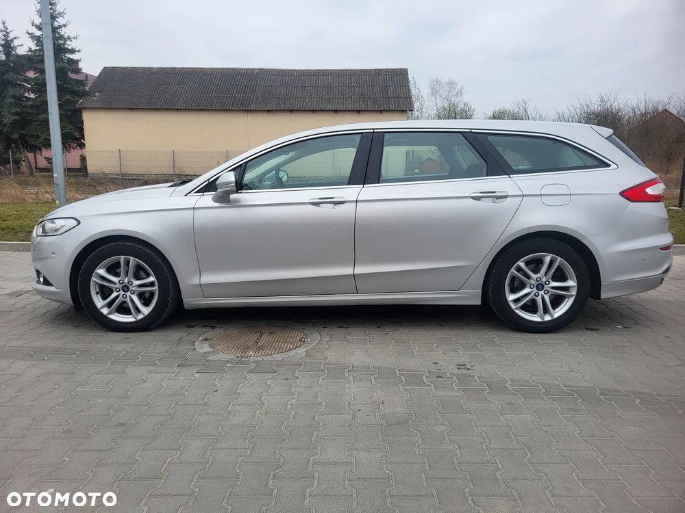 Ford Mondeo 2.0 TDCi STart-Stopp PowerShift-Aut Titanium - 4